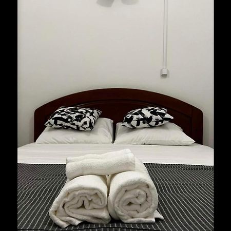 Apartamento Conde Do Redondo Lissabon Exterior foto