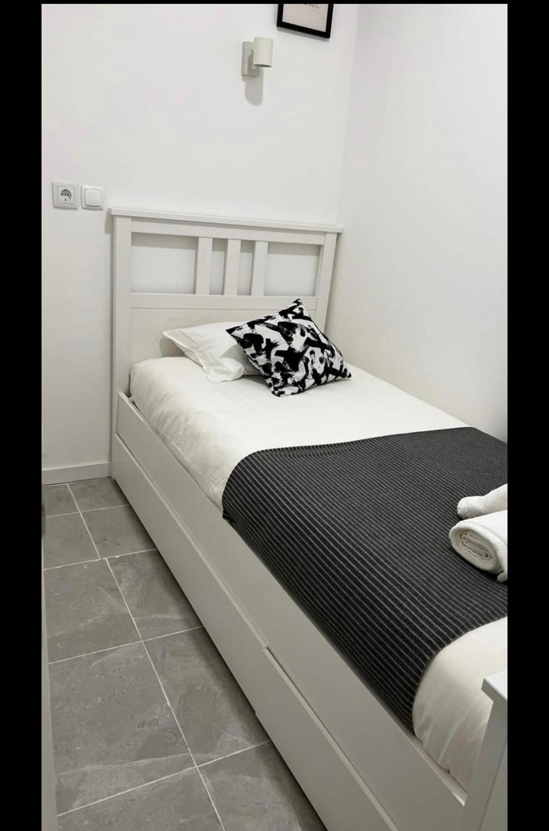 Apartamento Conde Do Redondo Lissabon Exterior foto